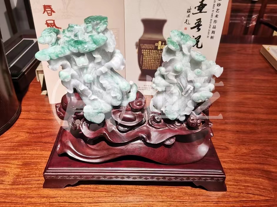 翡翠百财聚来 翡翠玉